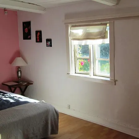 Bed & Breakfast 1st Seaside 2*