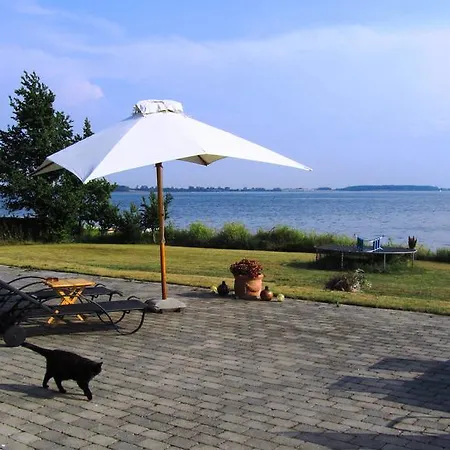 1st Seaside Bed & Breakfast Vaeggerlose